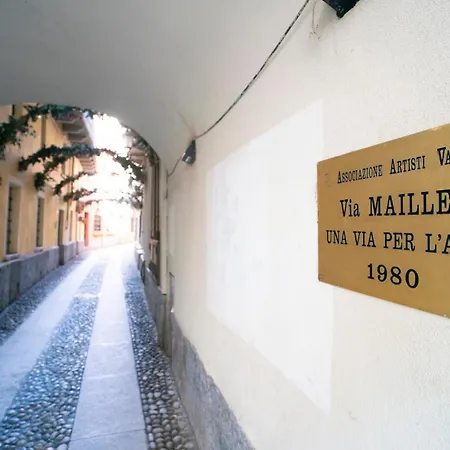 - Maillet